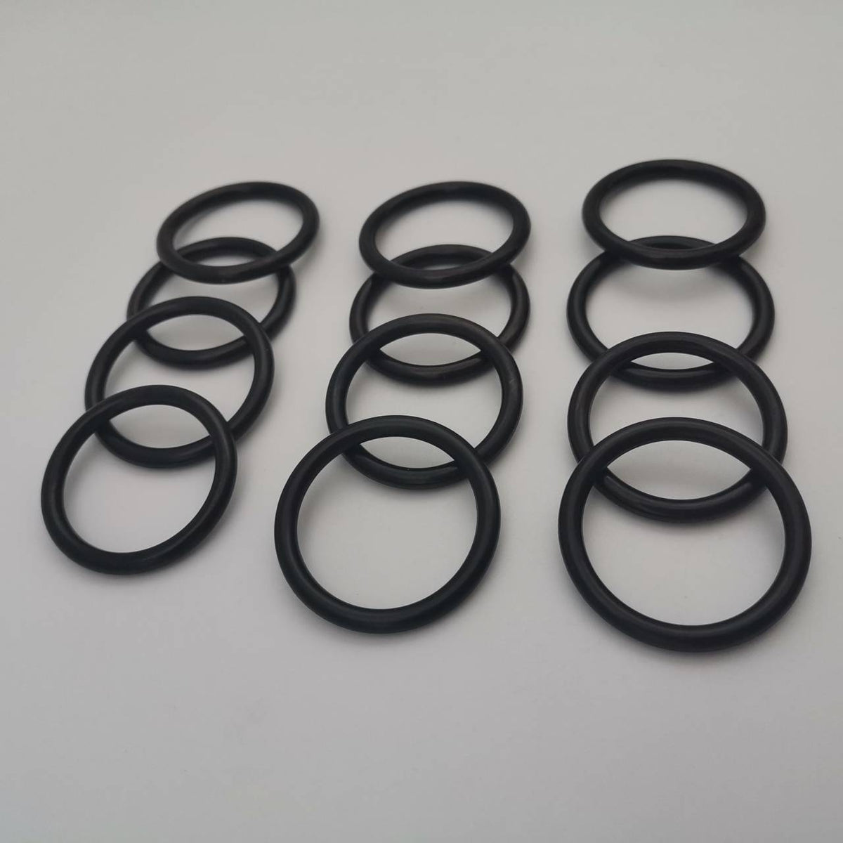 Tool Trap Shaft redress-kit components arranged on a light background.